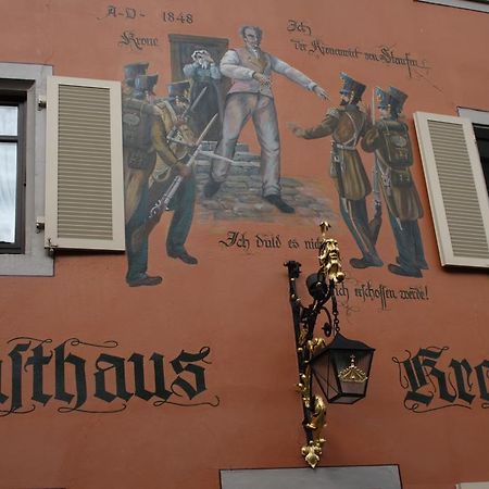 Die Krone Staufen im Breisgau Buitenkant foto