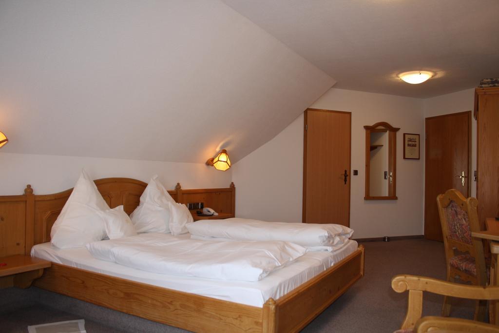 Die Krone Staufen im Breisgau Kamer foto